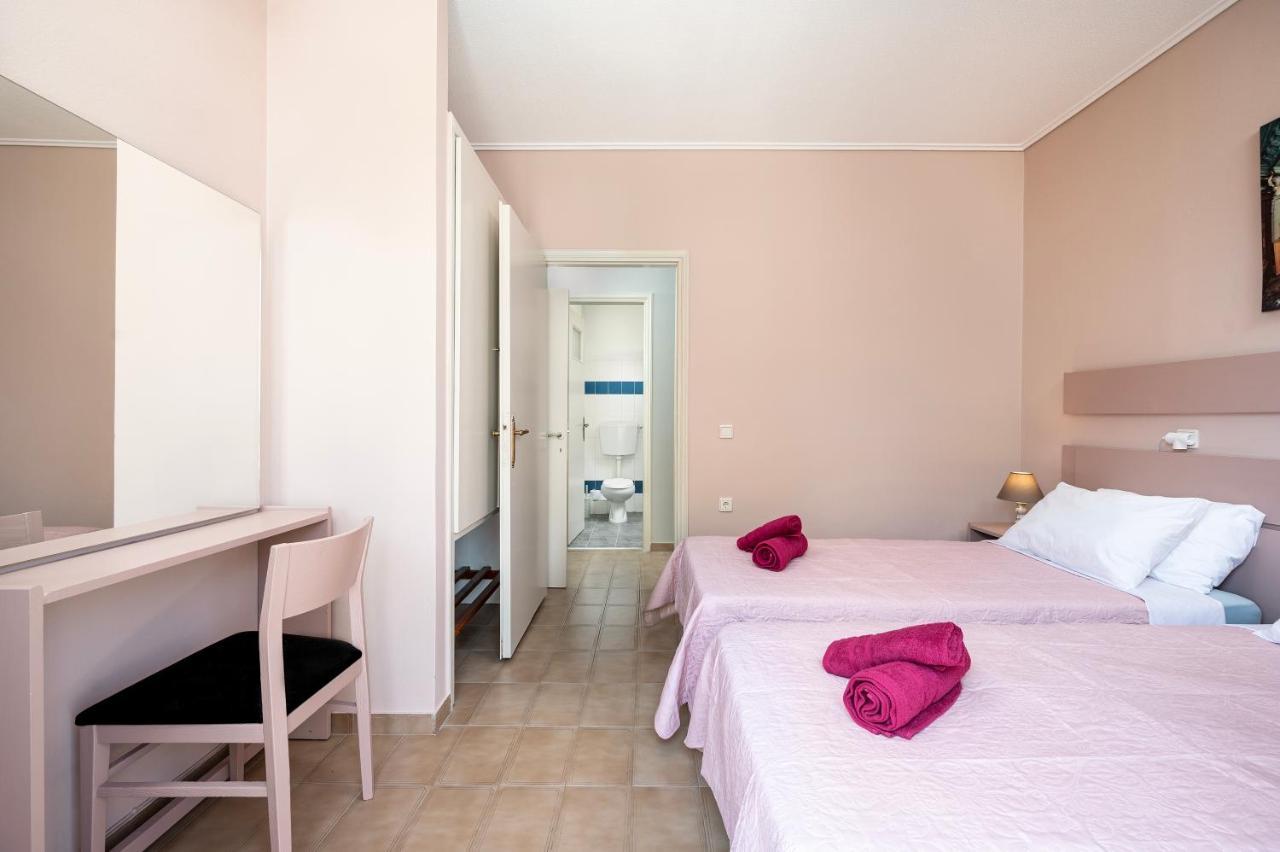 Prestige Holiday Apartments コス・タウン エクステリア 写真