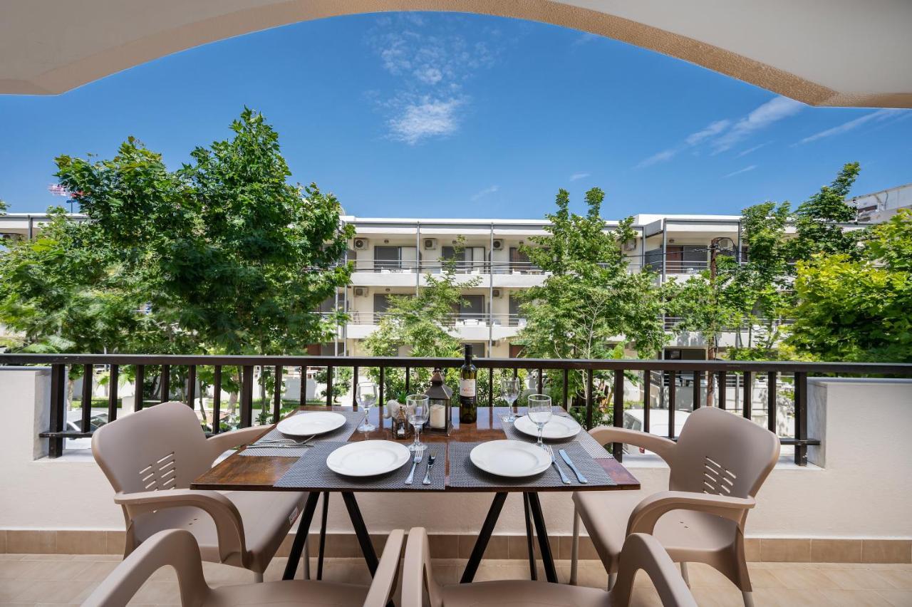 Prestige Holiday Apartments コス・タウン エクステリア 写真